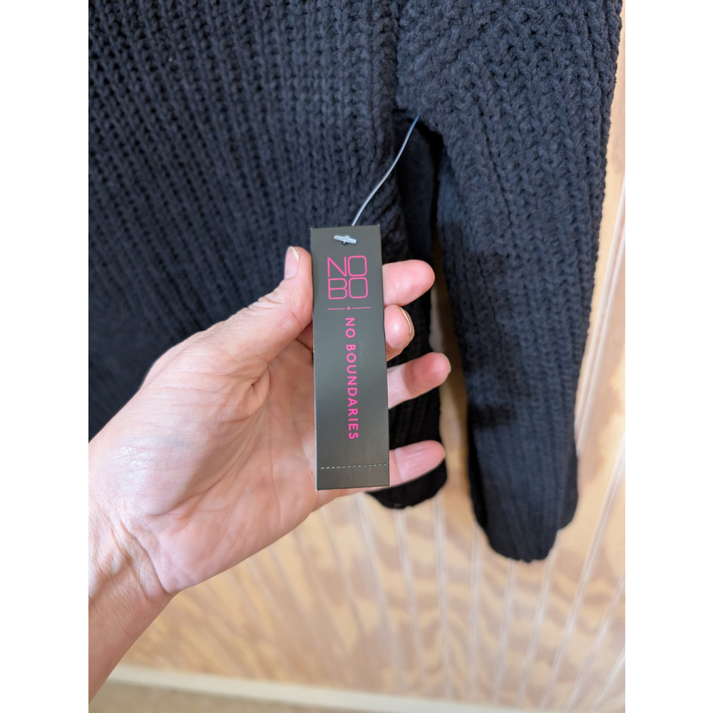 Women's No Boundaries Sweater, M, Black - Picture 4 of 8